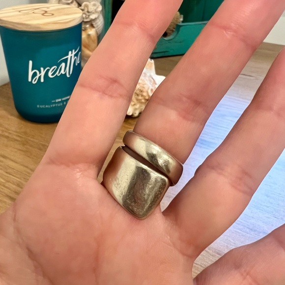 One of a Kind | Spoon Ring - Picture 4 of 4